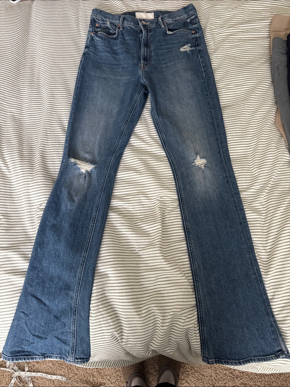 MOTHER Denim Highwaisted Runaway Slice Heel